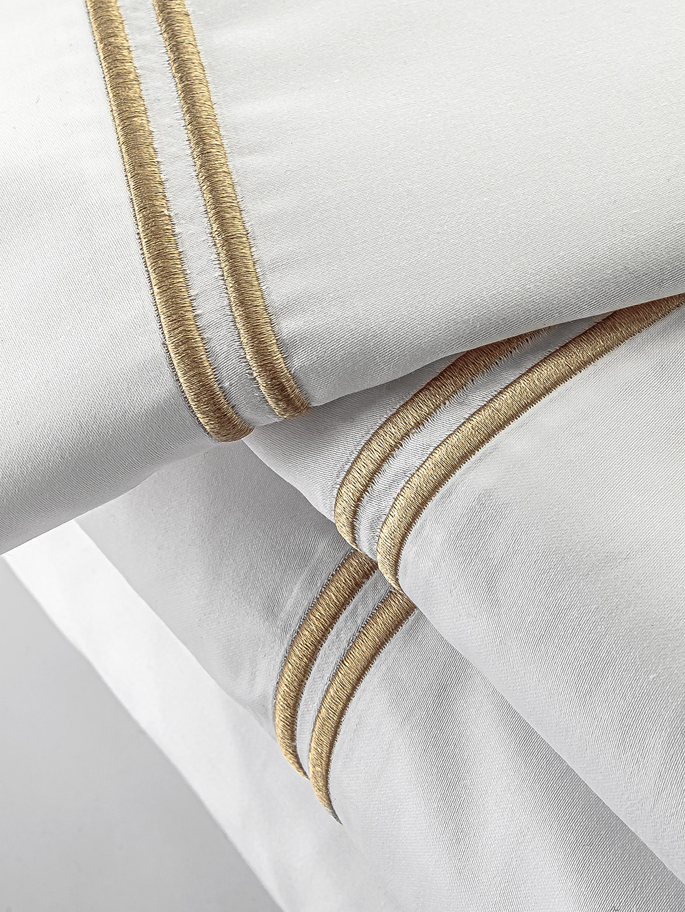 JUEGO DE SABANAS 400H SATEN FESTON BEIGE KING image number null