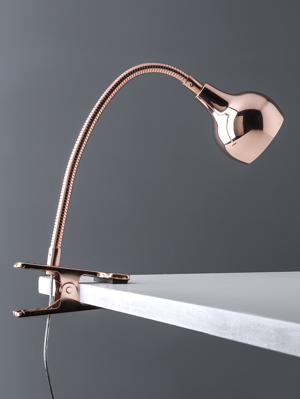 Lampara con broche para mesa-KIM COBRE 70 X 30-Landmark-01.jpg image number null