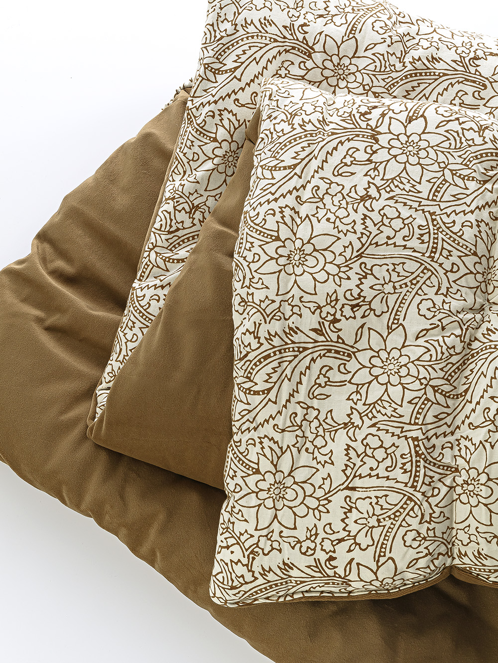 QUILT TIYA image number null