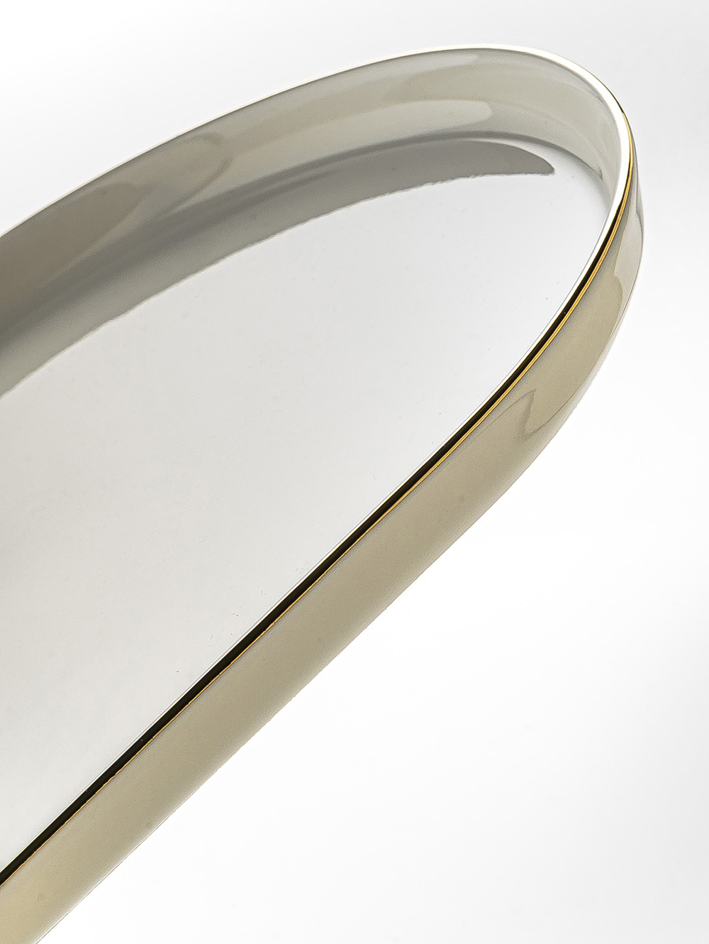 bandeja-porcelana-BANDEJA-OVAL-CHOPIN-GOLD-28CM-LAIN-1.jpg image number null