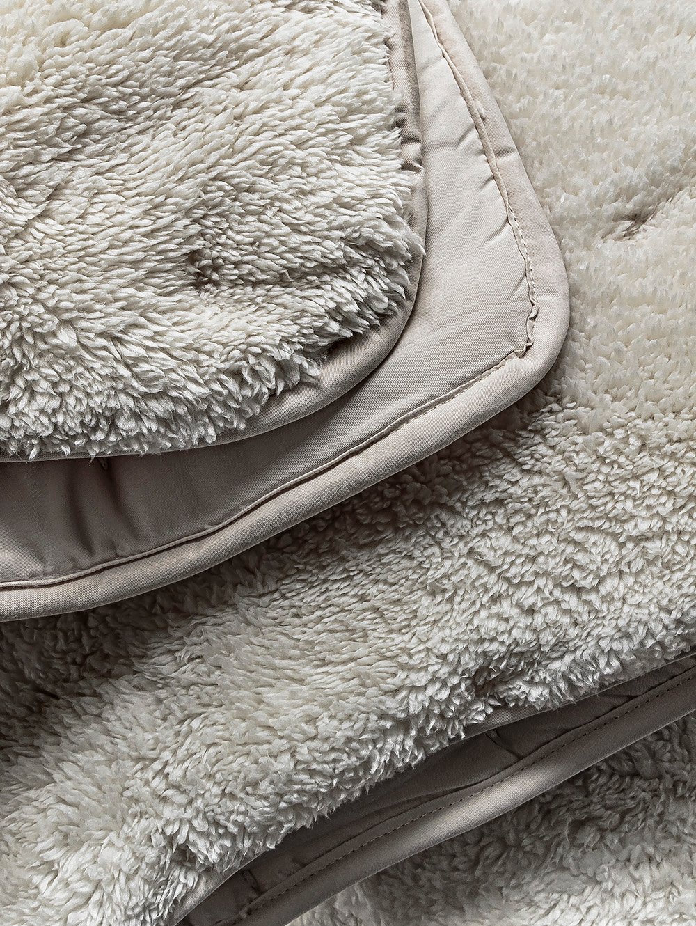 acolchado-super-king-ACOLCHADO-EMILY-KING-OFF-WHITE-HONOR-5.jpg image number null