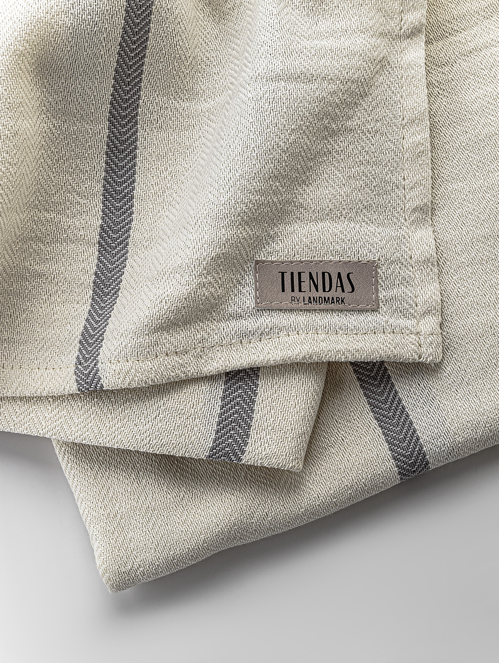 MANTA CADIZ PLATA 255 X 120 image number null