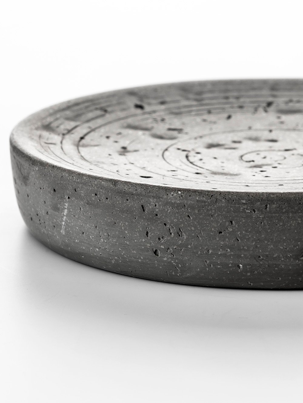 Jabonera gris simil cemento-JABONERA TRANCOSO GREY POLYRESIN-Tiendas Landmark-1.jpg image number null