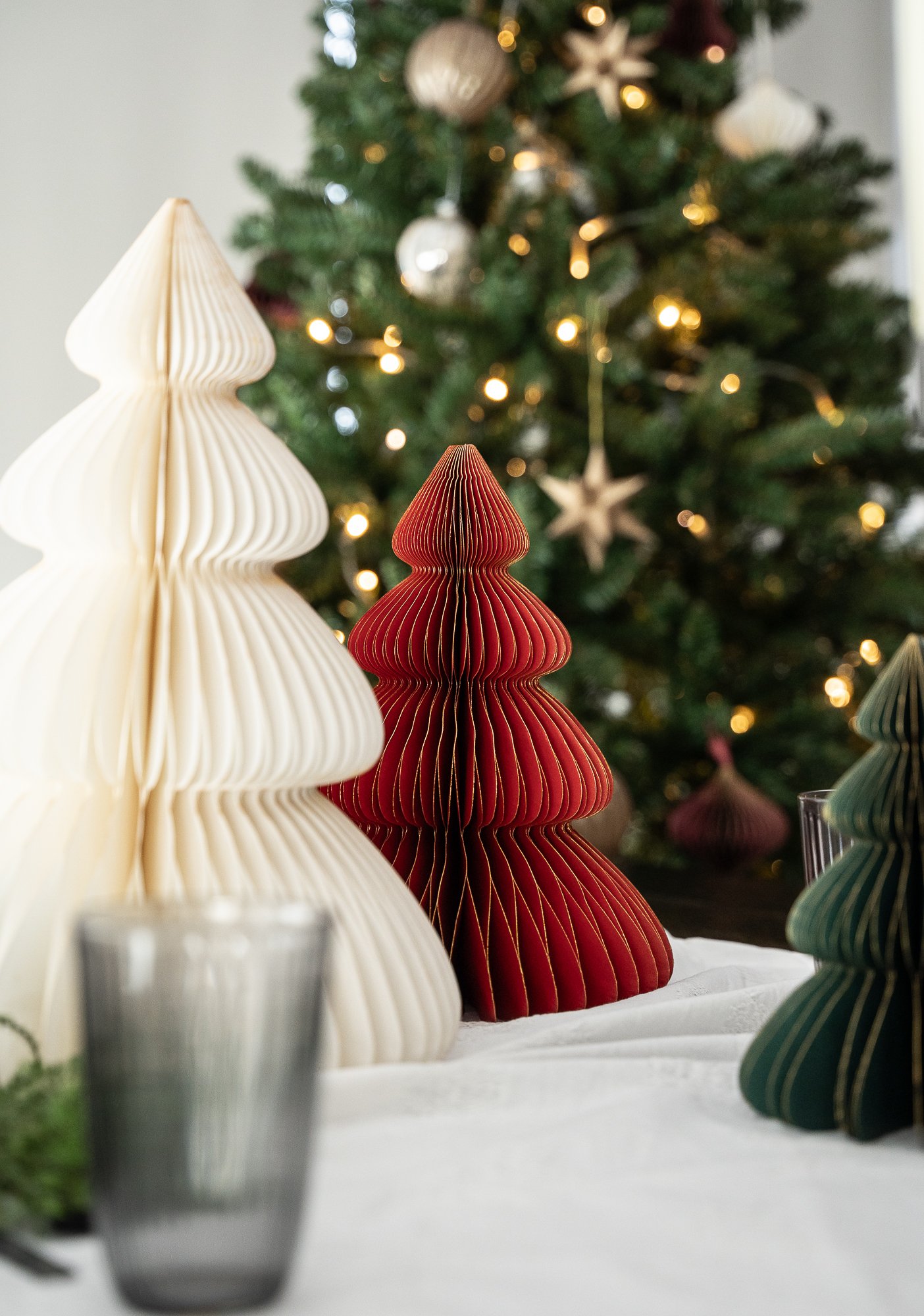 ADORNO CHRISTMAS TREE RED 30CM image number null