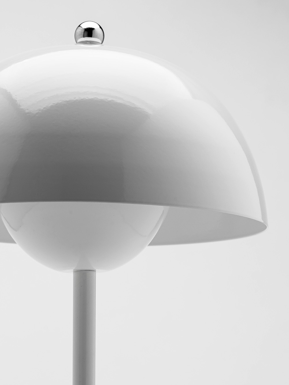 lampara led recargable-LAMPARA LED RECARGABLE CHICAGO WHITE-WEST-3.jpg image number null