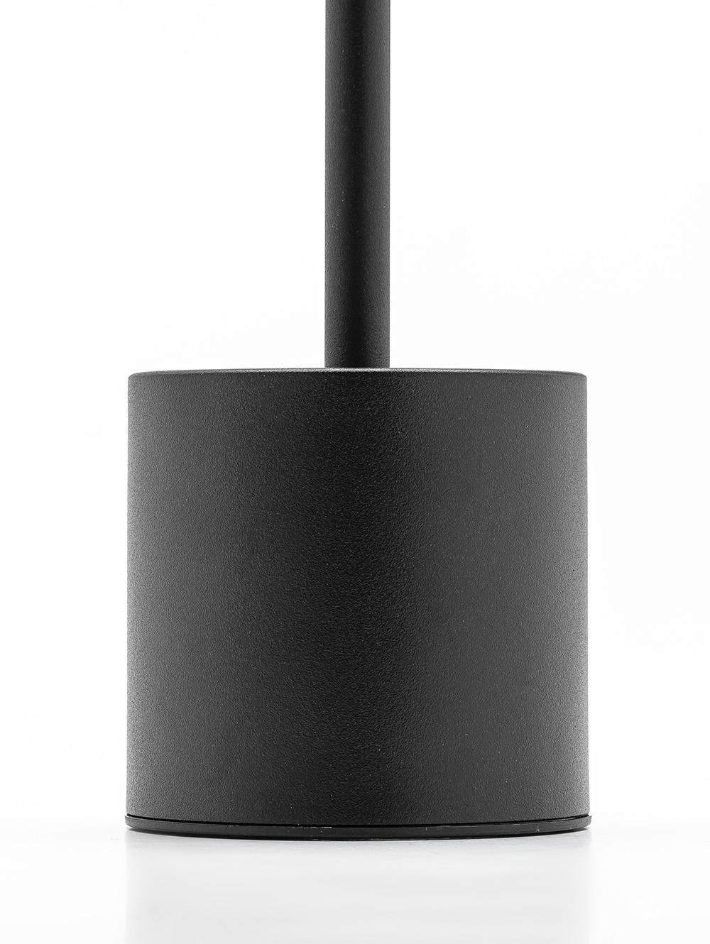 LAMPARA LED RECARGABLE GEORGIA BLACK image number null