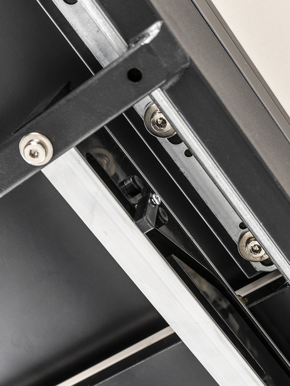 Mesa de comedor-MISURI-Vaspin-11.jpg image number null