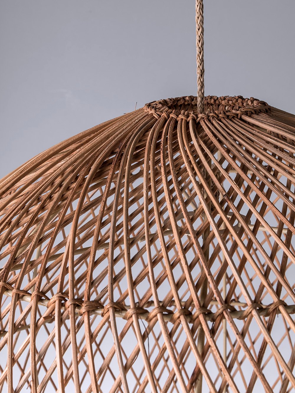 Pantalla colgante de rattan natural-EMALA TWEEF D50-Landmark-01.jpg image number null