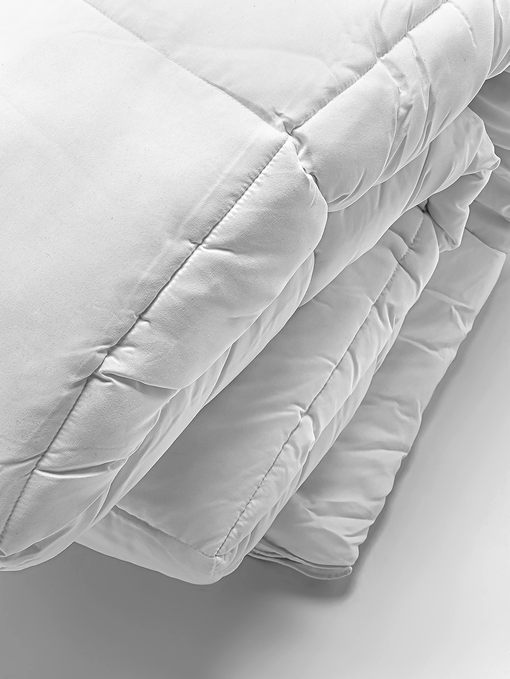 edredon blanco - EDREDON CALIFORNIA QUEEN 240 X 250 - GAGA - 03.jpg image number null