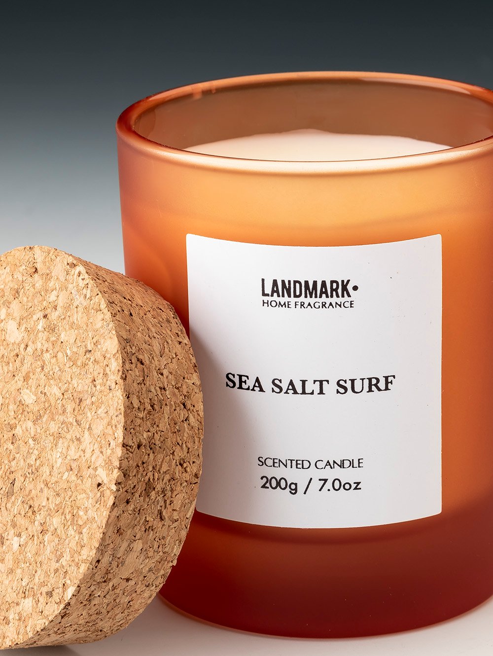 Vela aromatica con tapa-LARZ SEA SALT-Landmark-02.jpg image number null