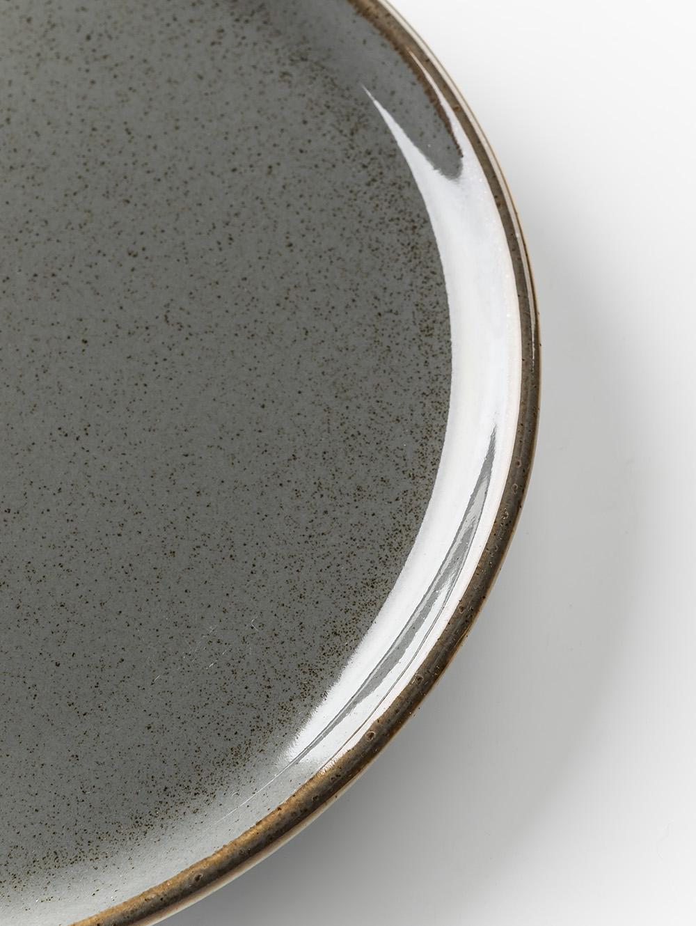 PLATO DE POSTRE SEASONS GREY 20 CM image number null