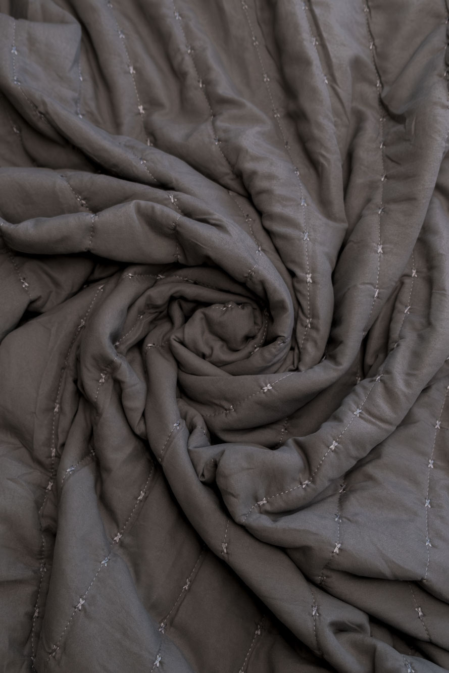 HNR0031-CUBRECAMA AGATA QUEEN GRIS OSCURO.jpg image number null