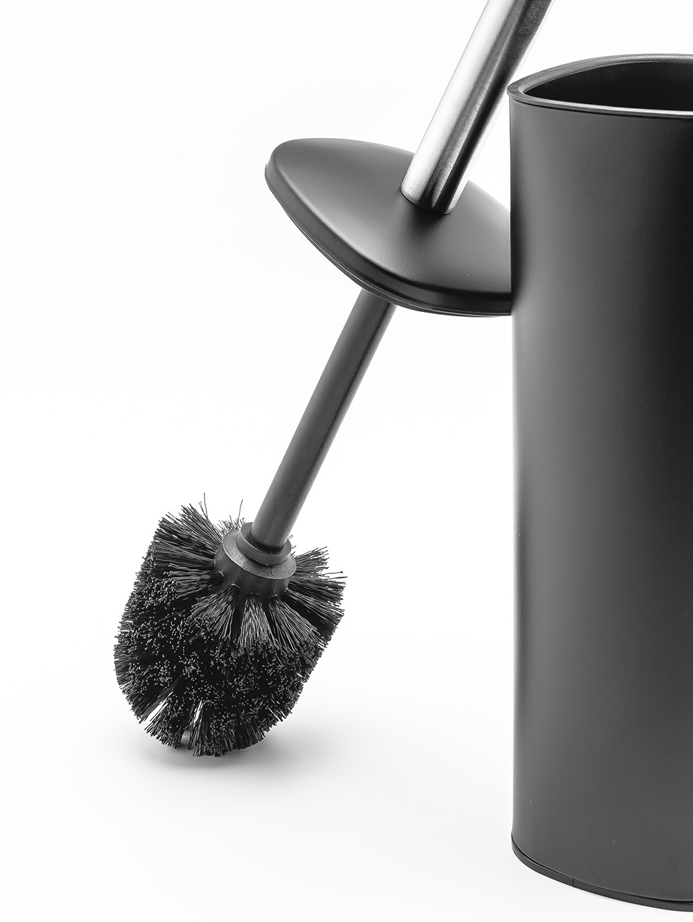 ESCOBILLA SQUARE NEGRO image number null