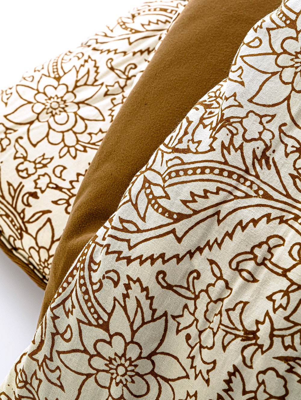 QUILT TIYA image number null