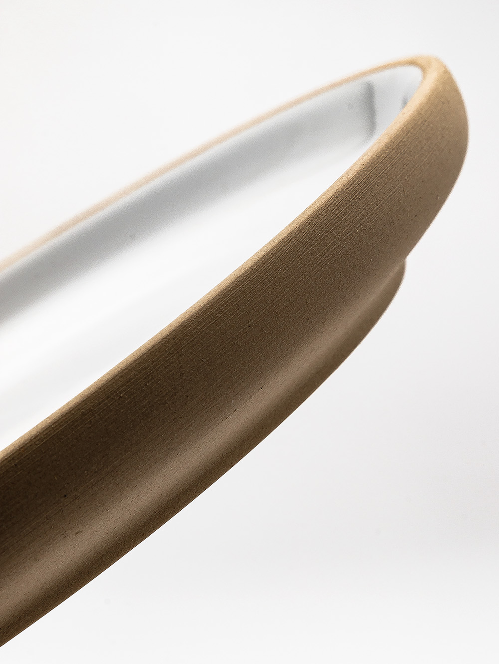 plato de postre-PLATO DE POSTRE TOSCANA BLANCO BASE BEIGE 20 CM-MISHKA-5.jpg image number null