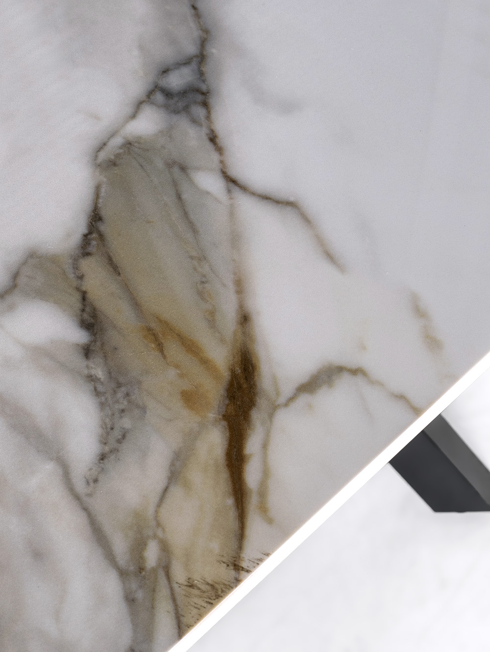 Mesa de comedor-MISURI-Vaspin-3.jpg image number null