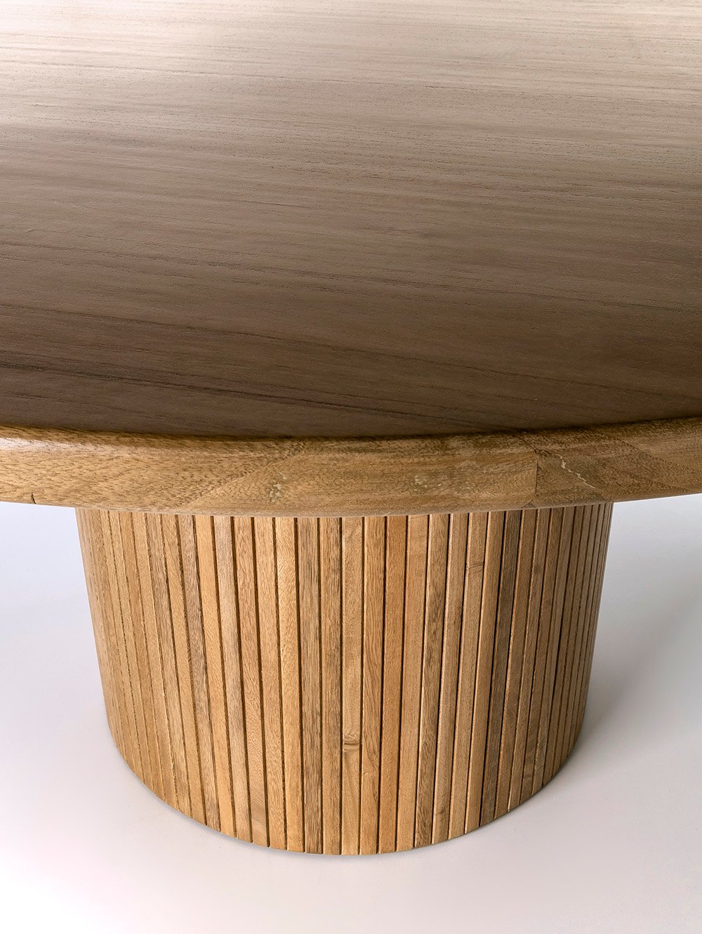 Mesa de comedor de madera redonda-VARILLA RED 150 PETIRIBI NATURAL-Landmark-07.jpg image number null
