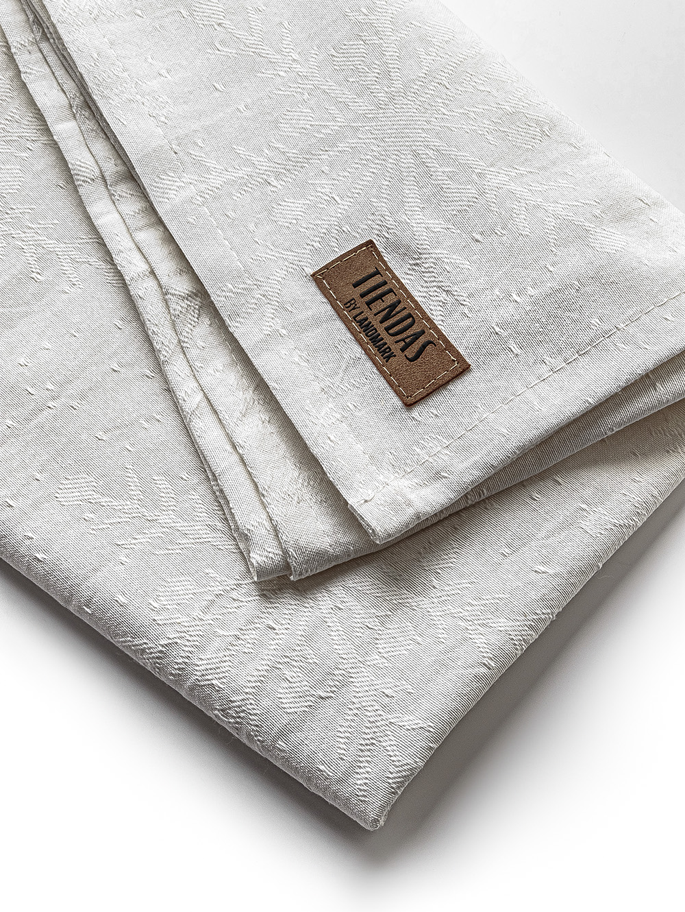 CAMINO DE MESA SNOW OFF WHITE 50 X 200 image number null