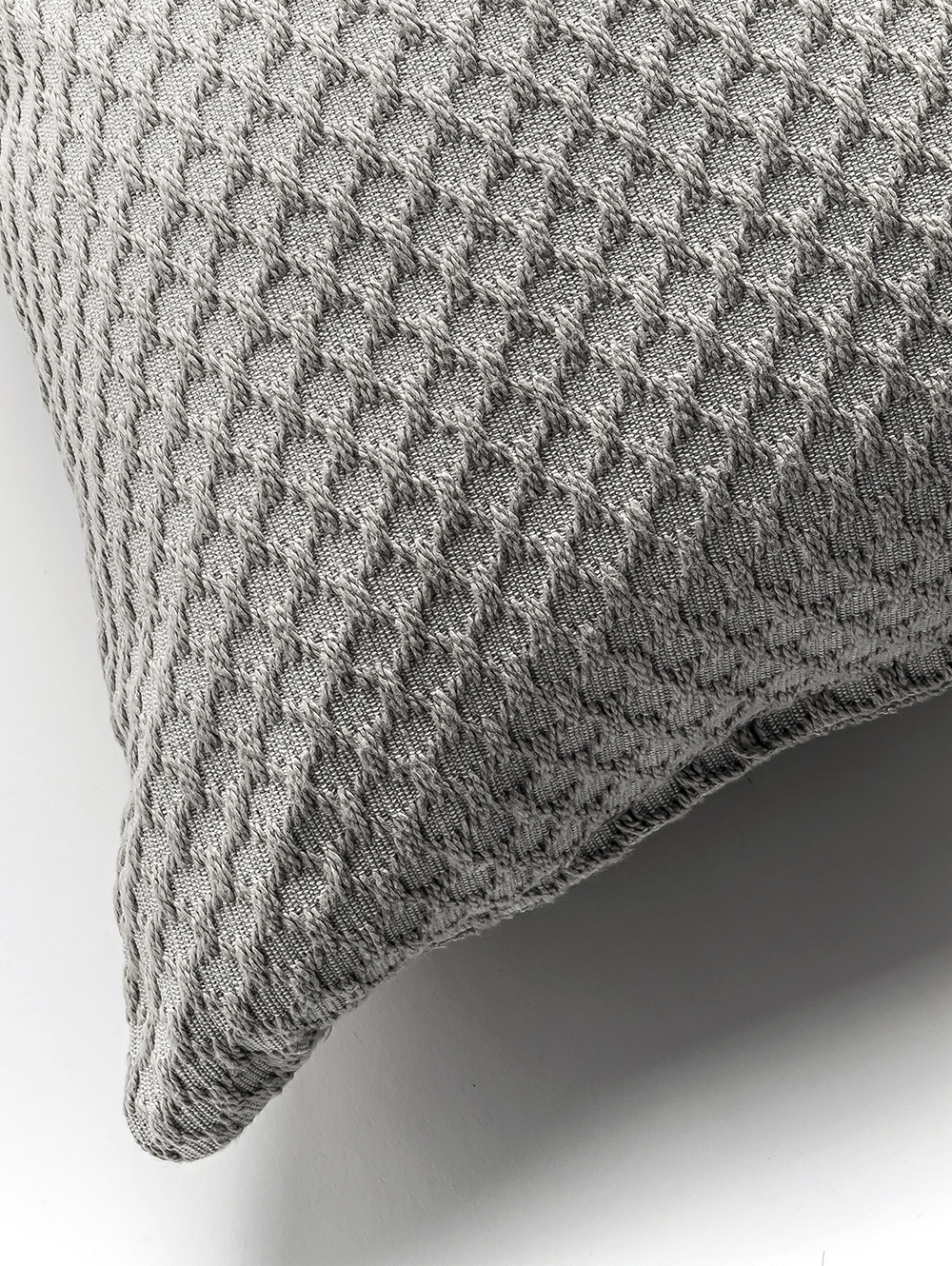 almohadon para sillon-ALMOHADON NICETO TIZA 50 X 50-FABRICA LANDMARK-3.jpg image number null