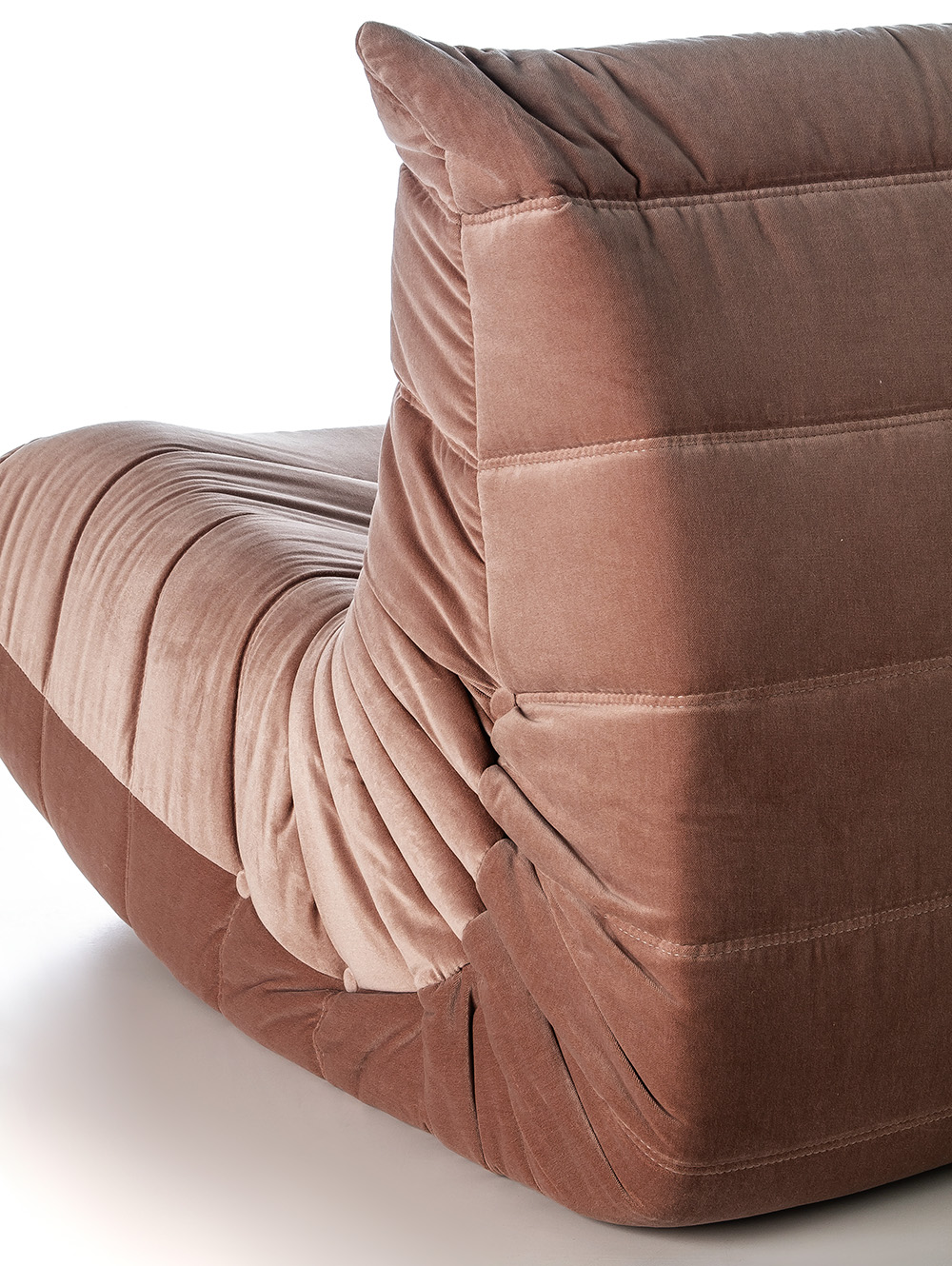 Sillon tipo puff-SILLON TOGO TAPIZADO PANA ROSA 08-Landmark-05.jpg image number null
