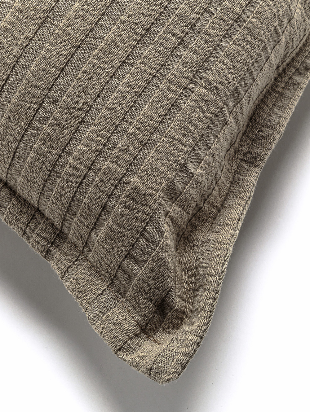 almohadon para sillon-ALMOHADON PARMA 50X70 VISON-FABRICA LANDMARK-3.jpg image number null