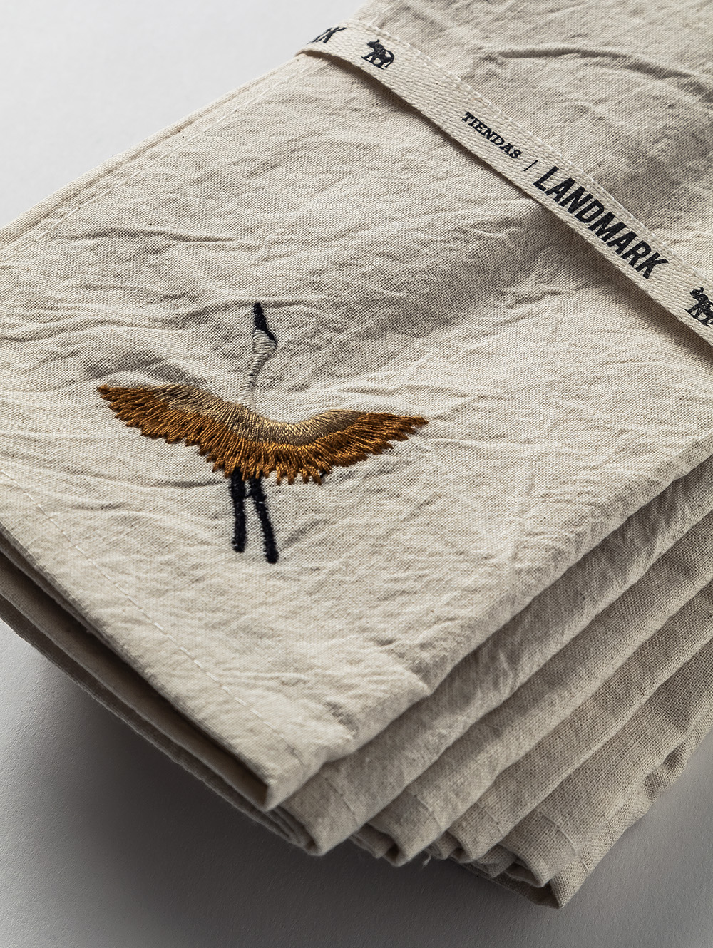 SET 6 SERVILLETAS TUSSOR NATURAL GARZA - BUBBLE - TIENDAS LANDMARK 01.jpg image number null