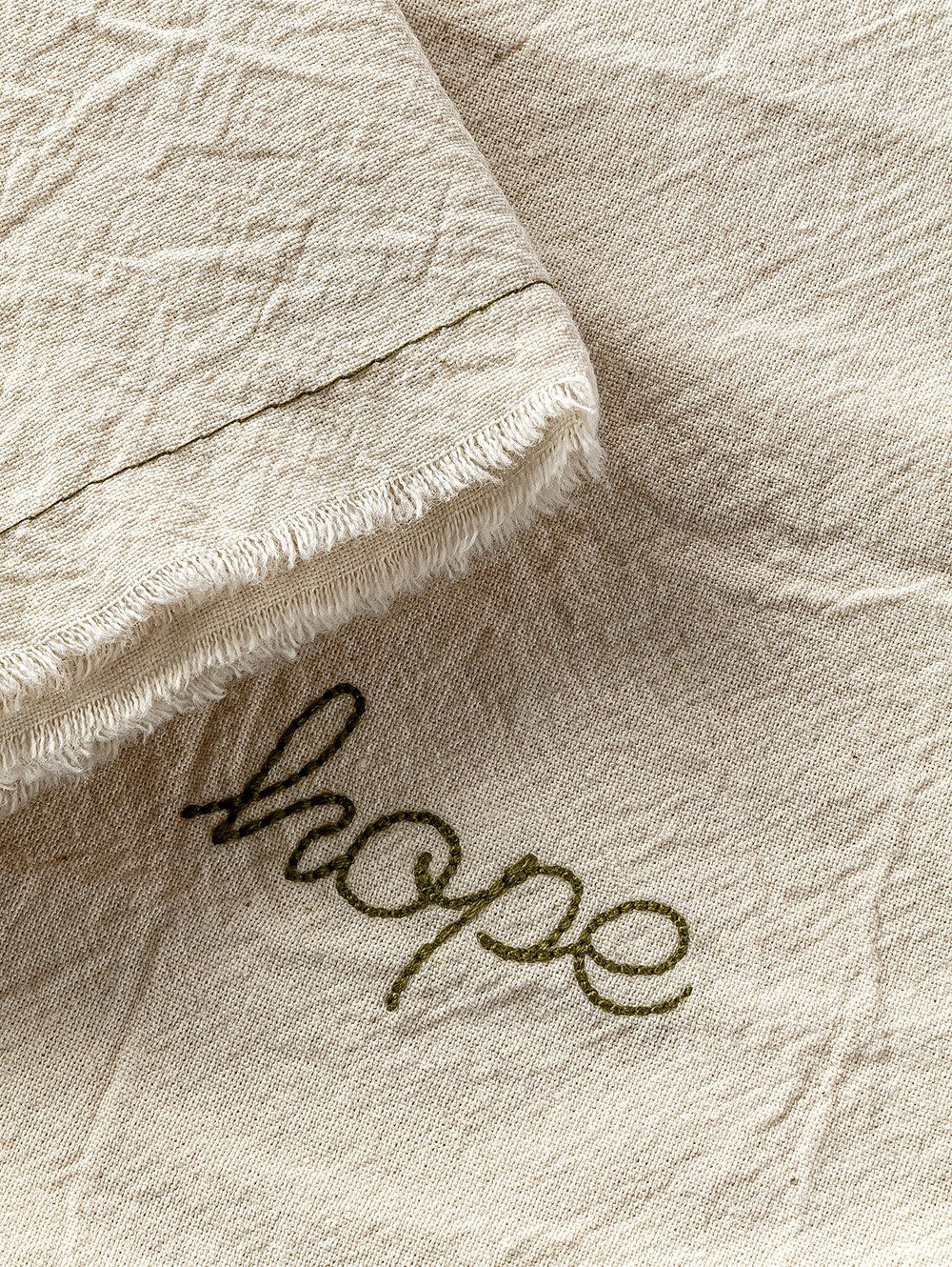 SET X 6 SERVILLETAS BORDADA HOPE image number null