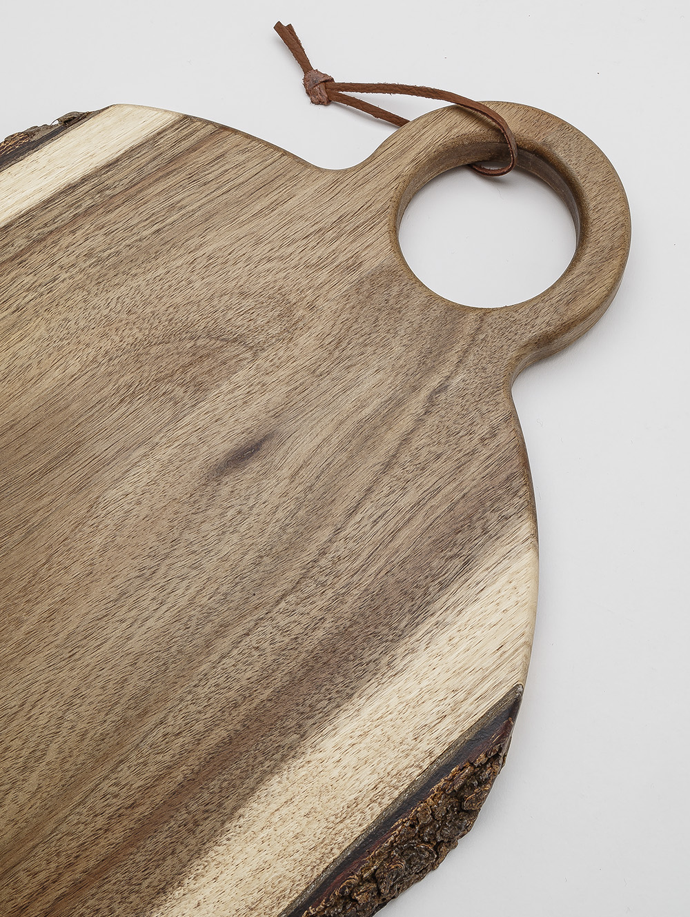 tabla para cortar de madera-TABLA ACACIA CON CORTEZA 44X33 CM-MISHKA-1.jpg image number null