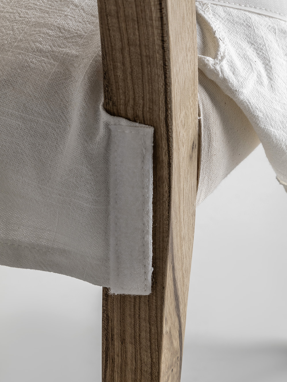 Silla de comedor con funda- PETIRIBI TUSOR BLANCO-Landmark-07.jpg image number null