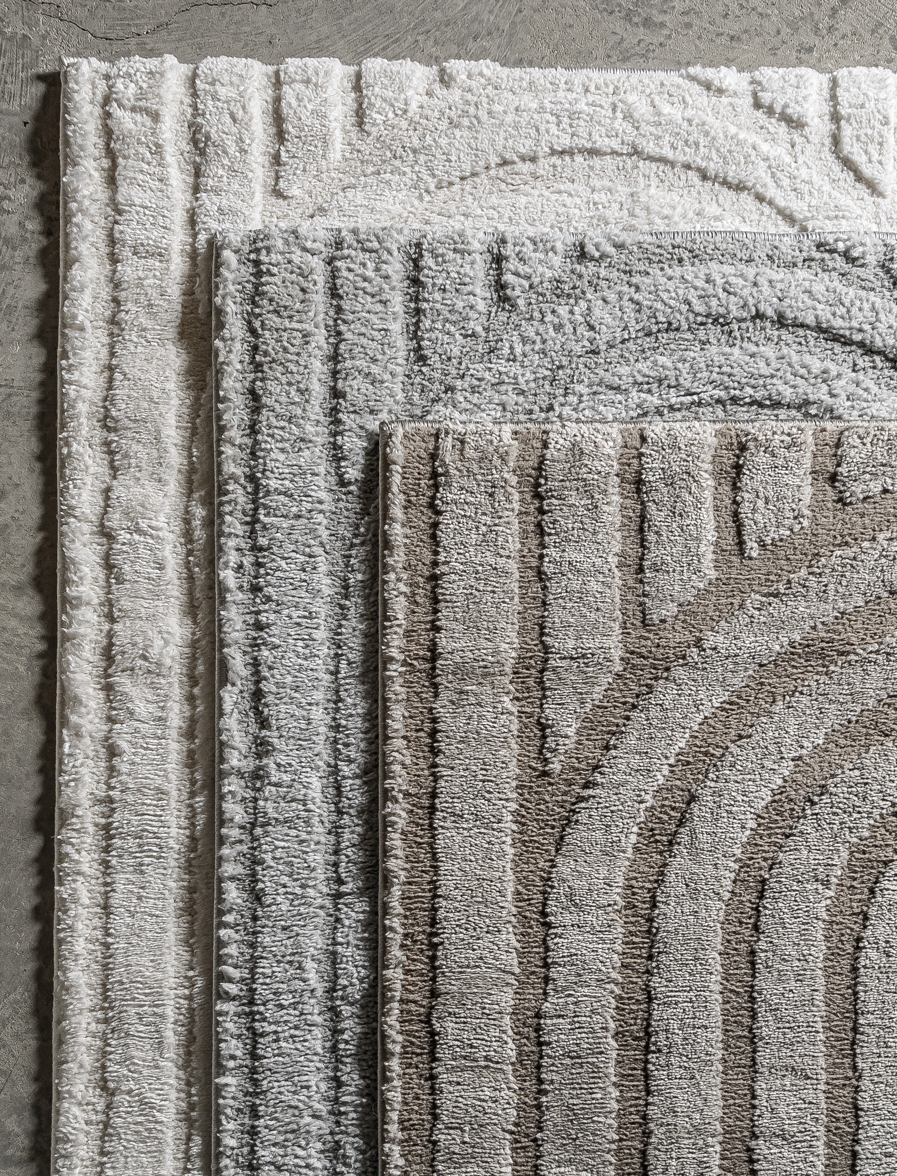 ALOY SIRI image number null