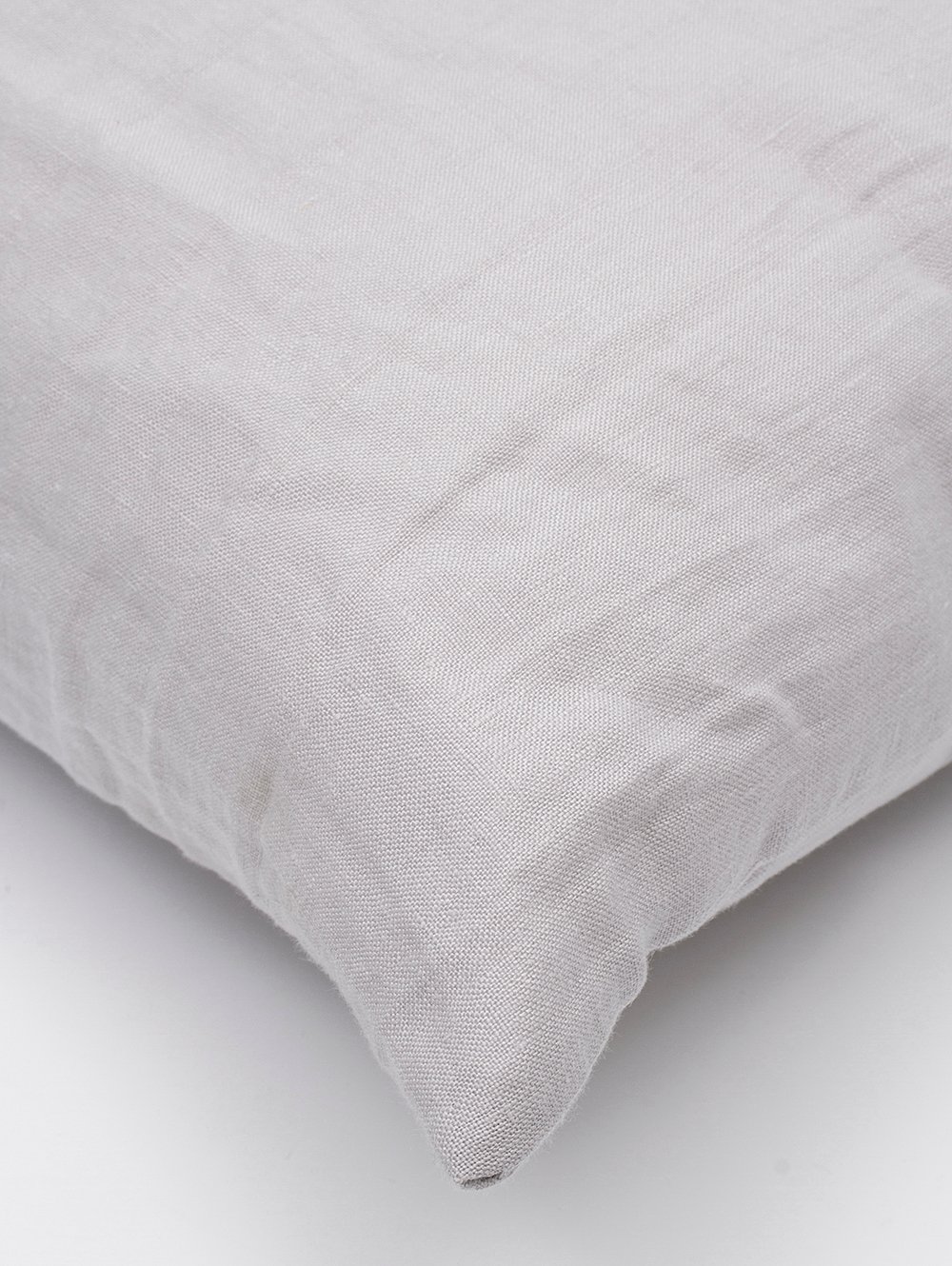 Almohadon cuadrado de lino gris-ALMOHADON DE LINO THESS GREY 50X0,50-Tiendas Landmark-1.jpg image number null