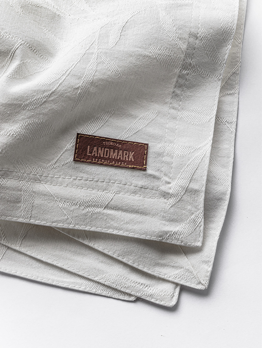 MANTEL DIANA OFF WHITE 150 X 270 image number null