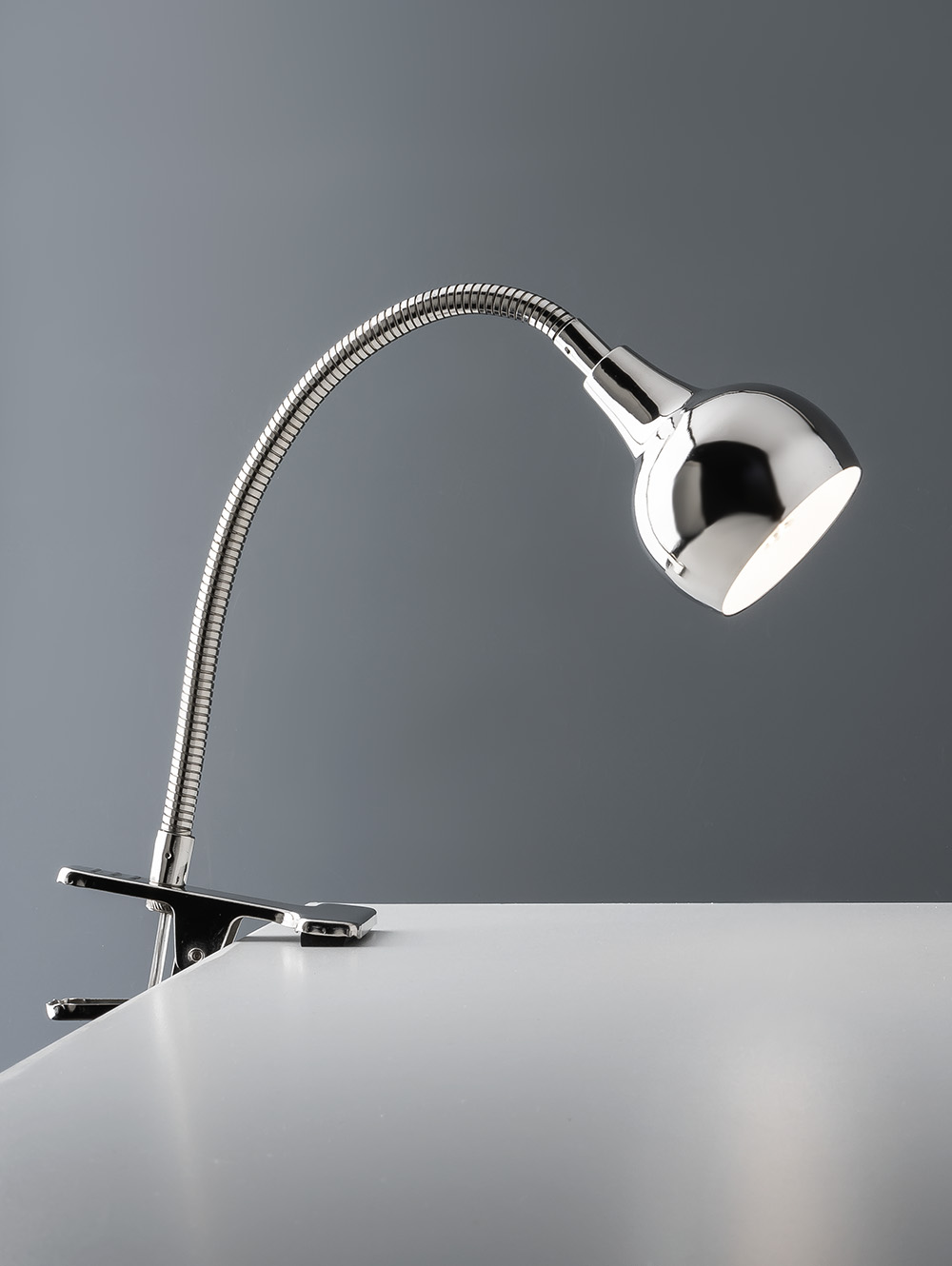 LÁMPARA DE MESA KIM NICKEL 70 X 30 image number null