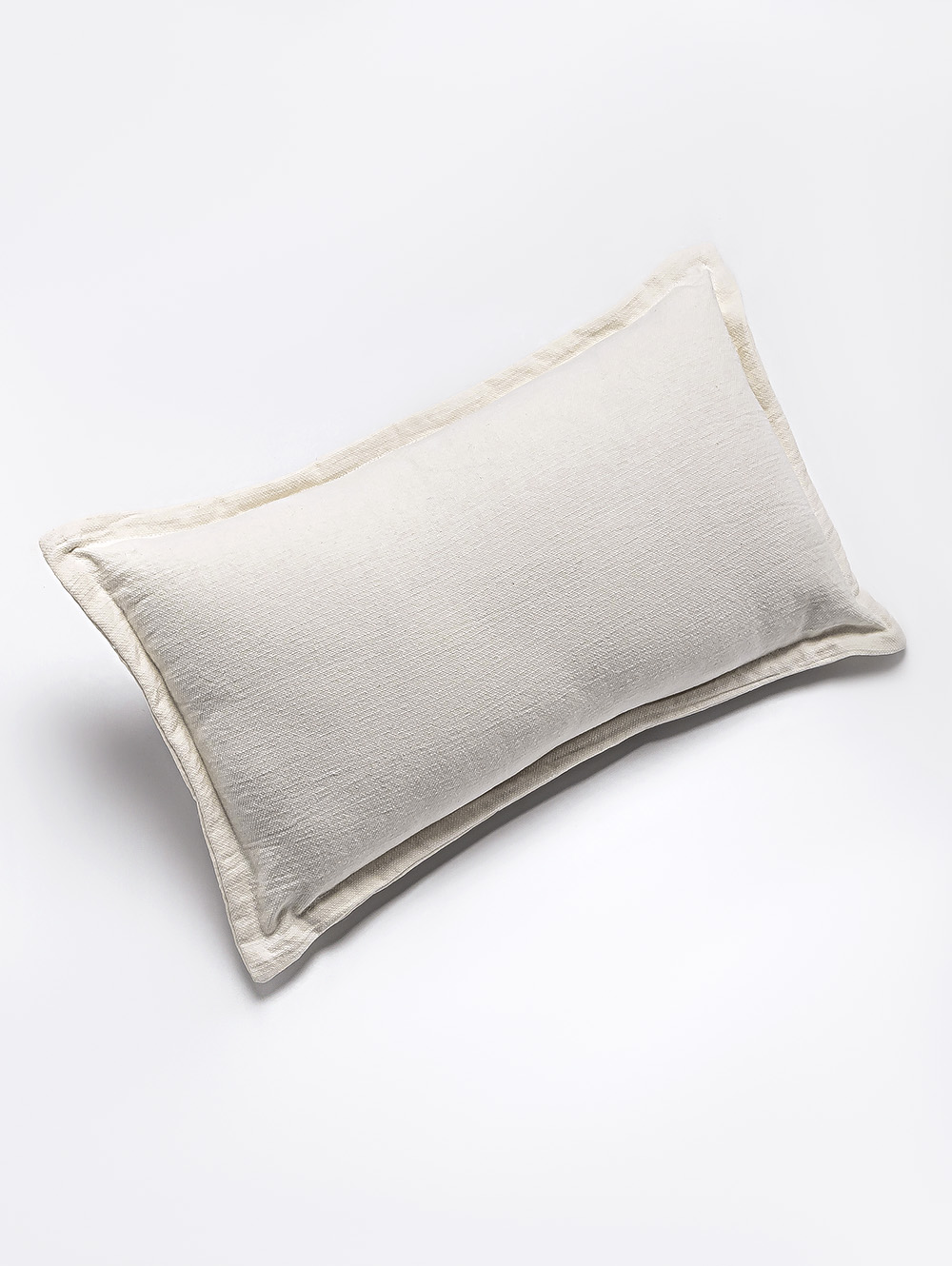 ALMOHADON VERONA 50X30 OFF WHITE image number null