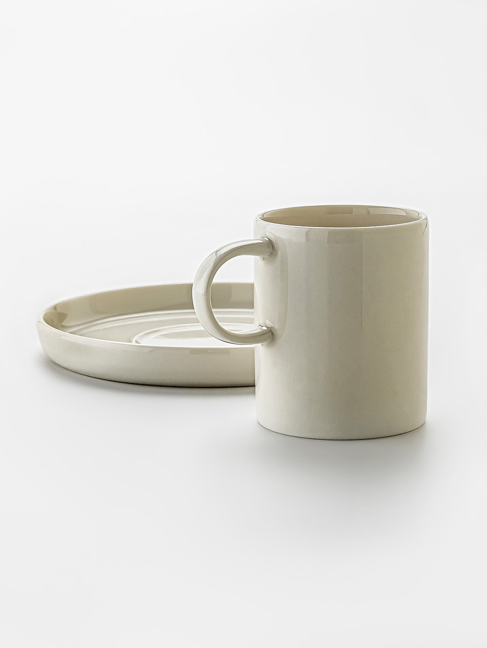 set-plato-taza-porcelana-PLATO-Y-TAZA-CHOPIN-ALUMILITE-200CC-LAIN-4.jpg image number null