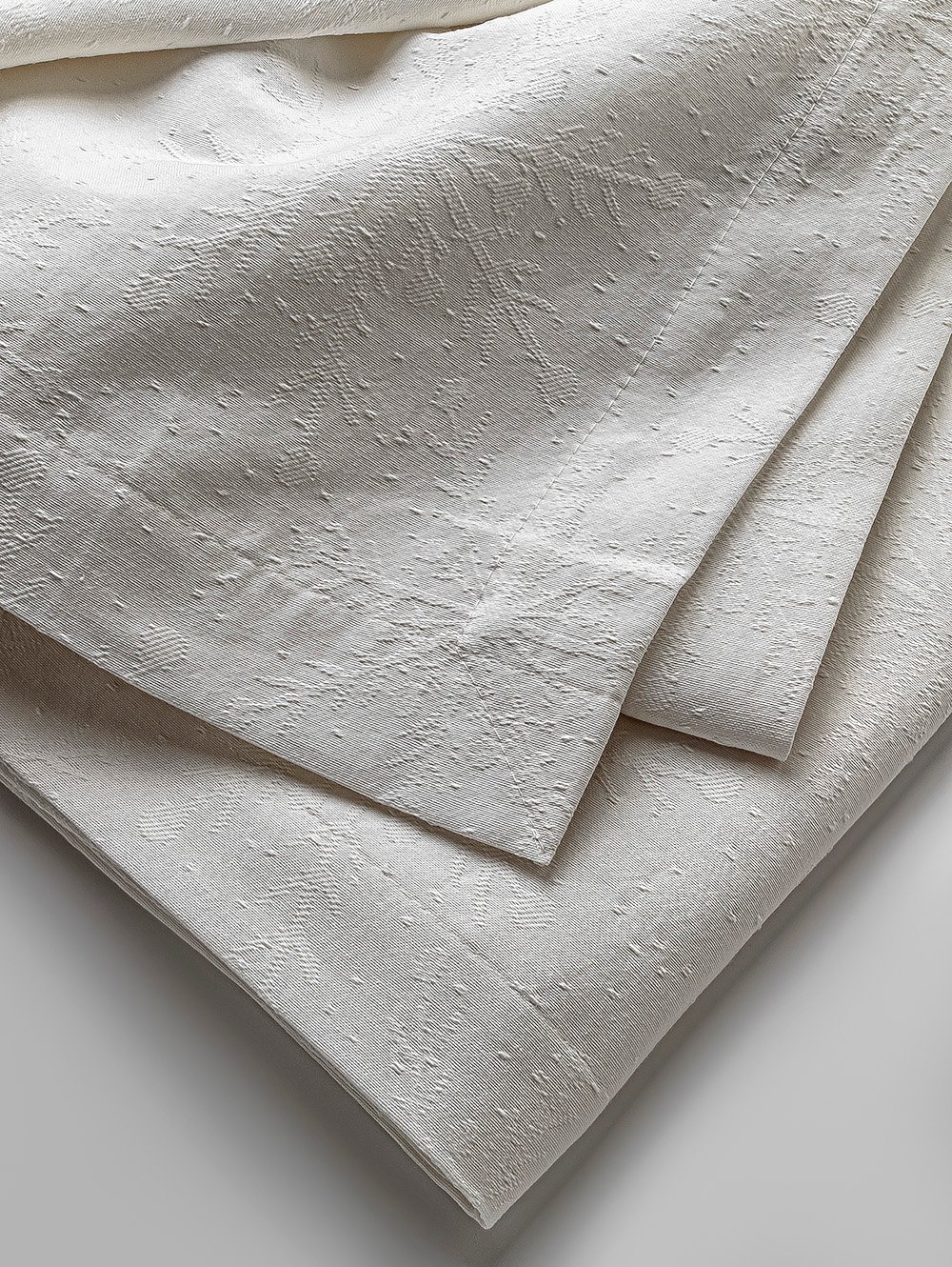 MANTEL SNOW OFF WHITE 160 X 350 image number null