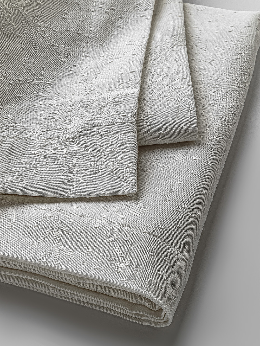 MANTEL SNOW OFF WHITE 150 X 270 image number null