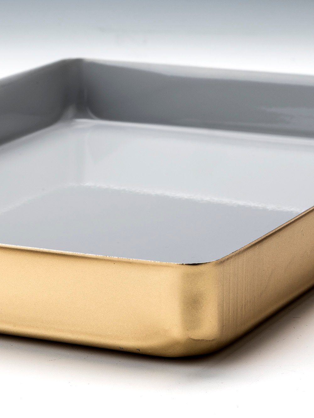 Bandeja metÃ¡lica esmaltada-KOMO RECTANGULAR WHITE-Landmark-02.jpg image number null