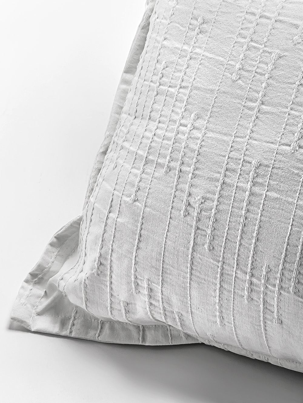 ALMOHADON SAMI 70 X 50 OFF WHITE image number null