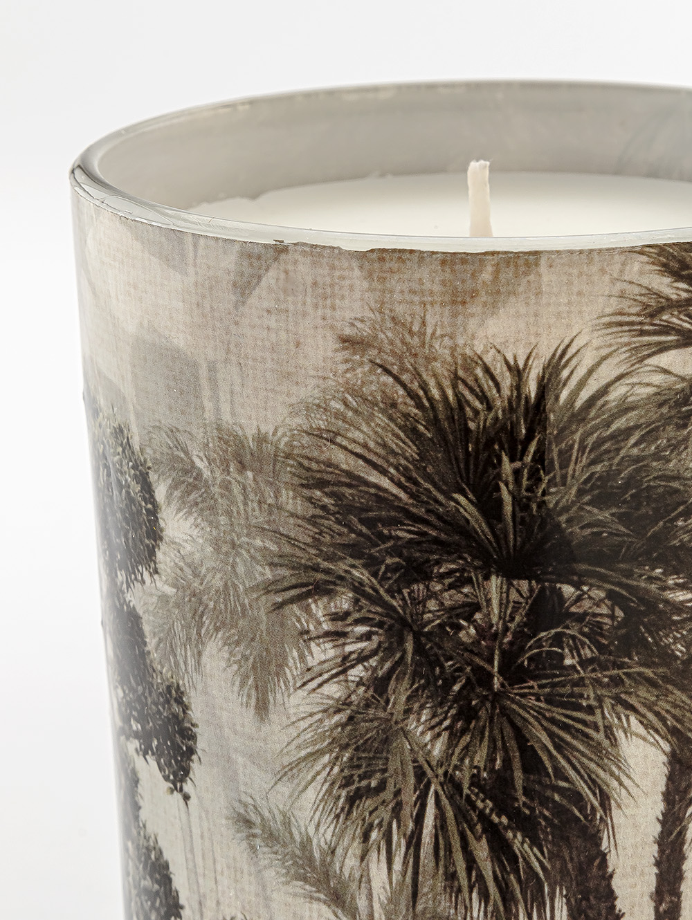 VELA NUIT FORET MYRRH & TONKA image number null