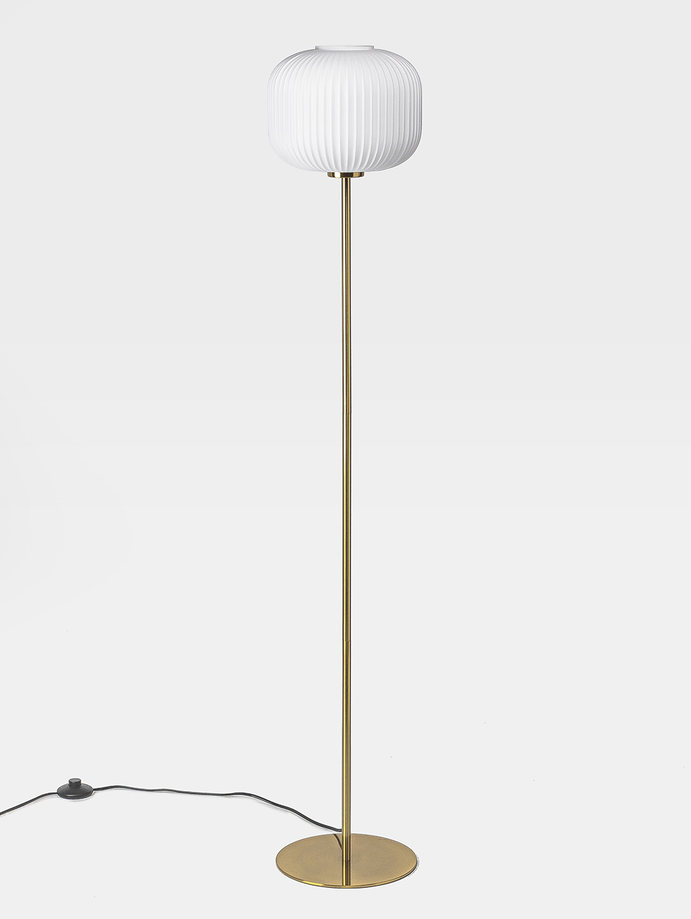 LAMPARA DE PIE HALLE image number null