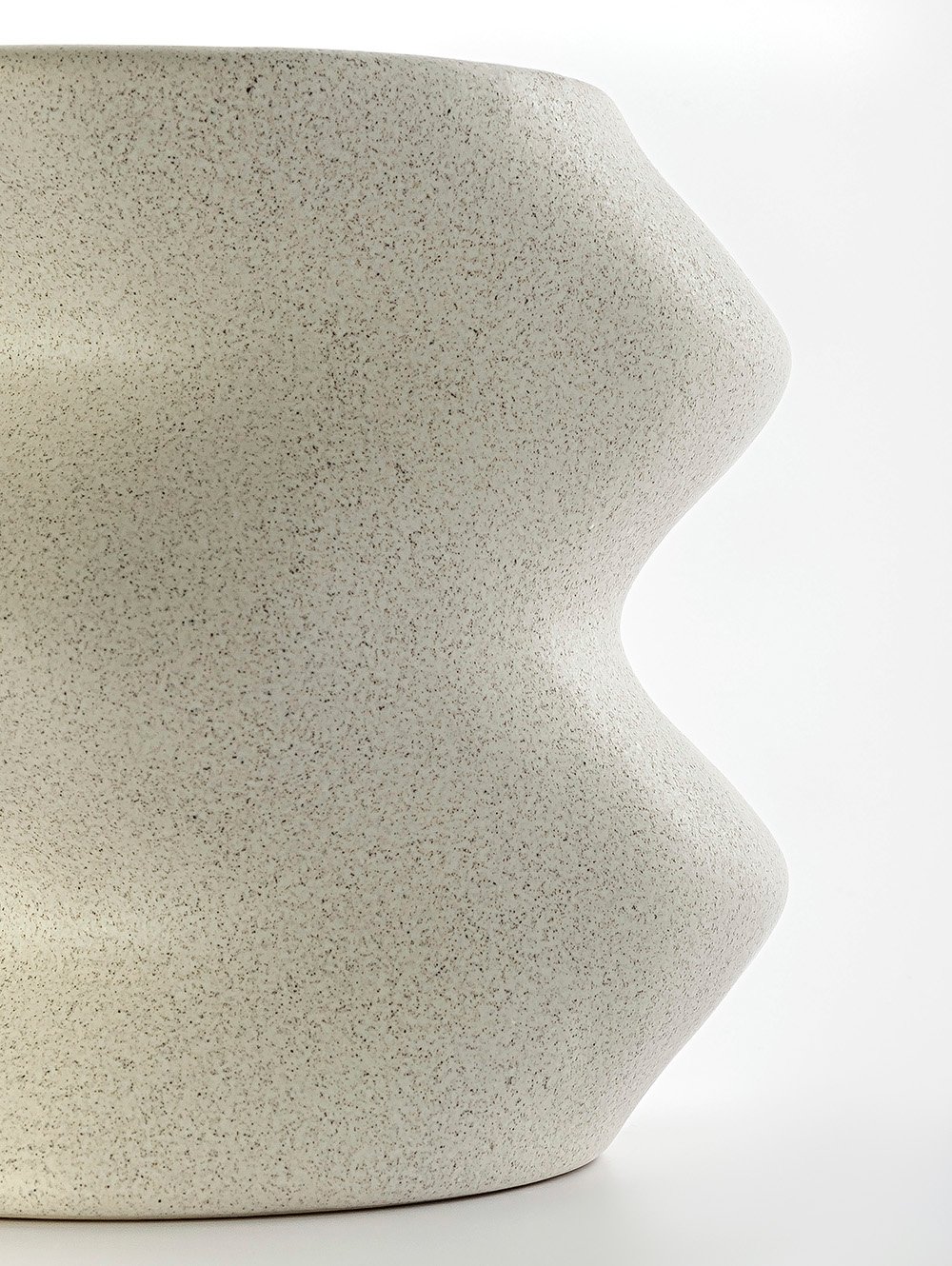 MACETA CER LIVIA BLANCO JAS image number null