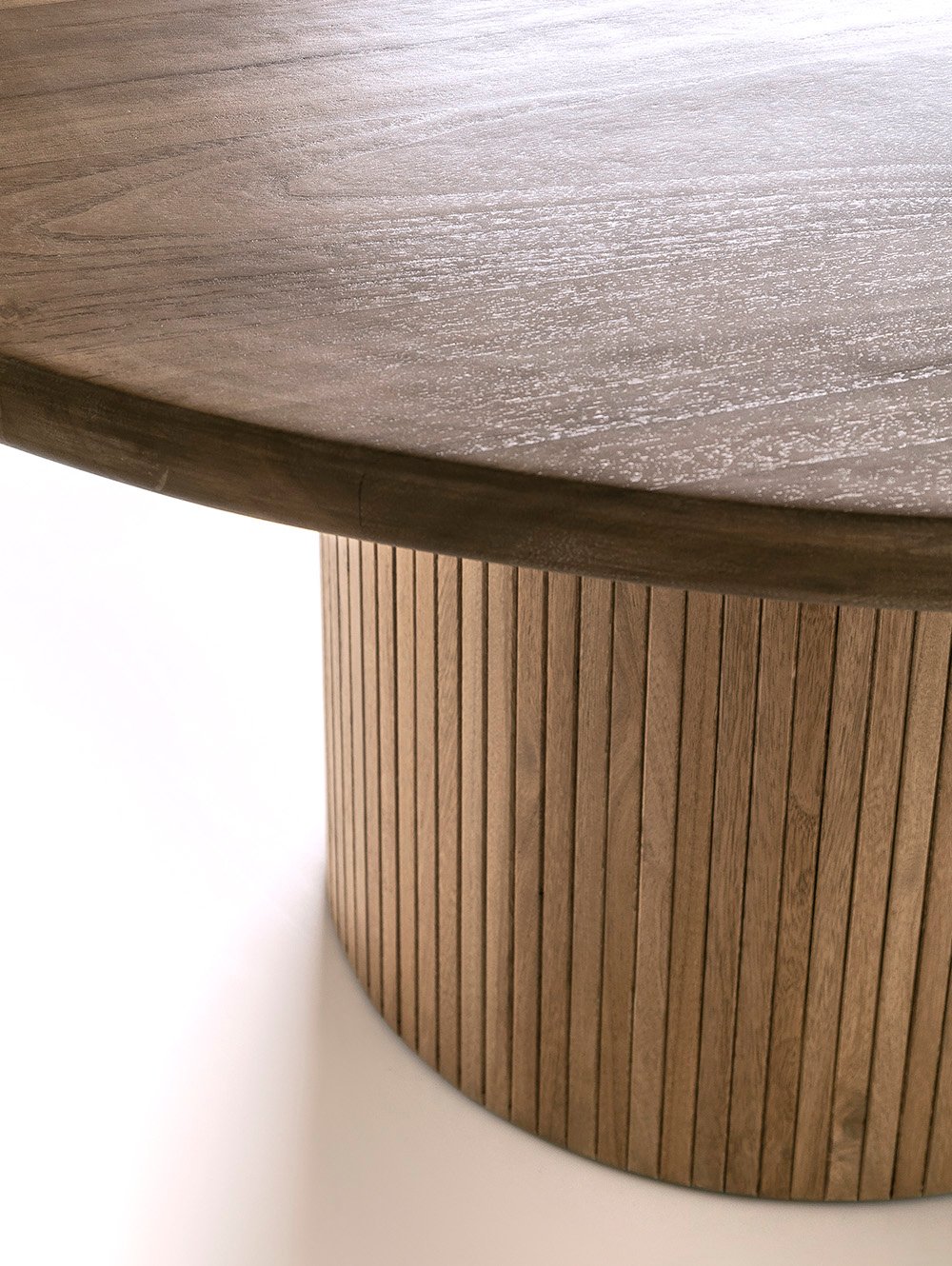 Mesa de comedor de madera redonda-VARILLA RED 150 PETIRIBI NATURAL-Landmark-05.jpg image number null