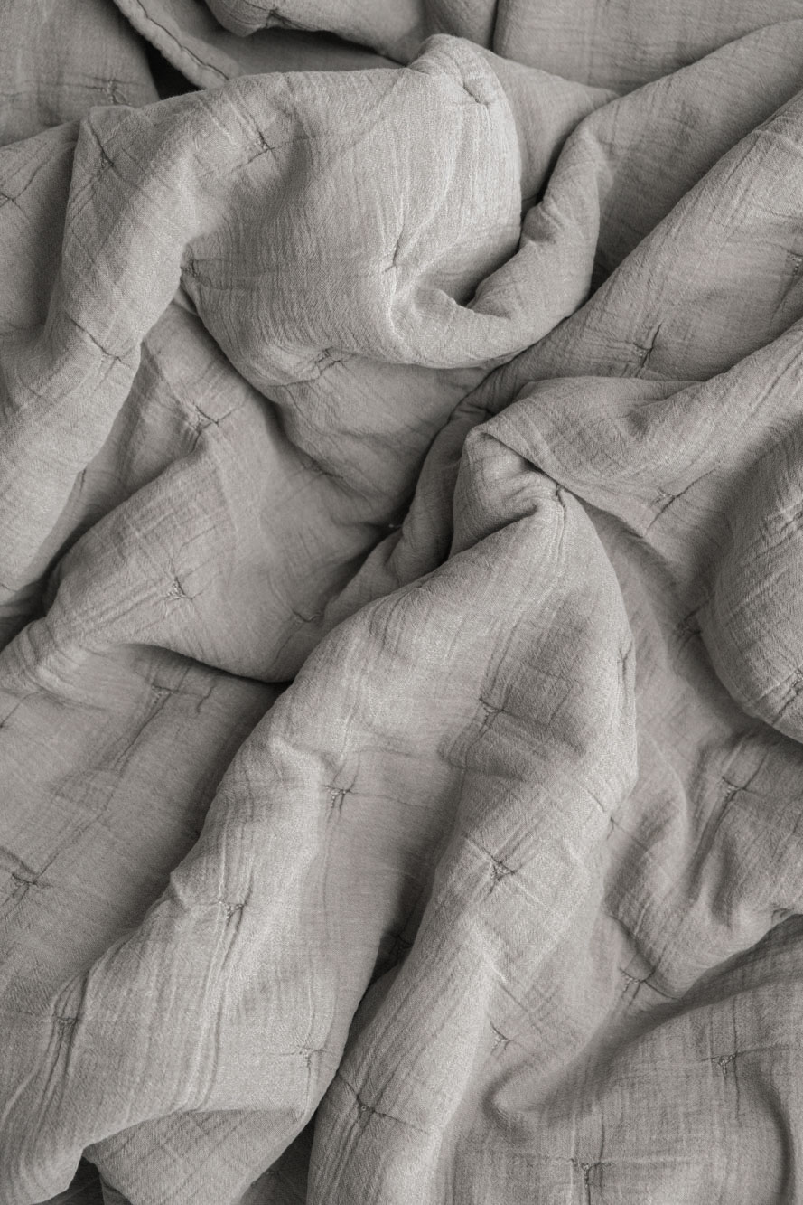 HNR0004-CUBRECAMA BERTHA C_FUNDAS QUEEN TAUPE 2.jpg image number null