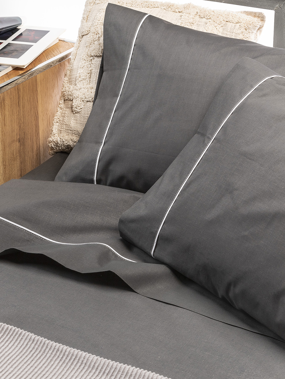 Sabanas de 144 hilos lisas-DEEP GREY DARYA-Caravana-TiendasLandmark-03.jpg image number null