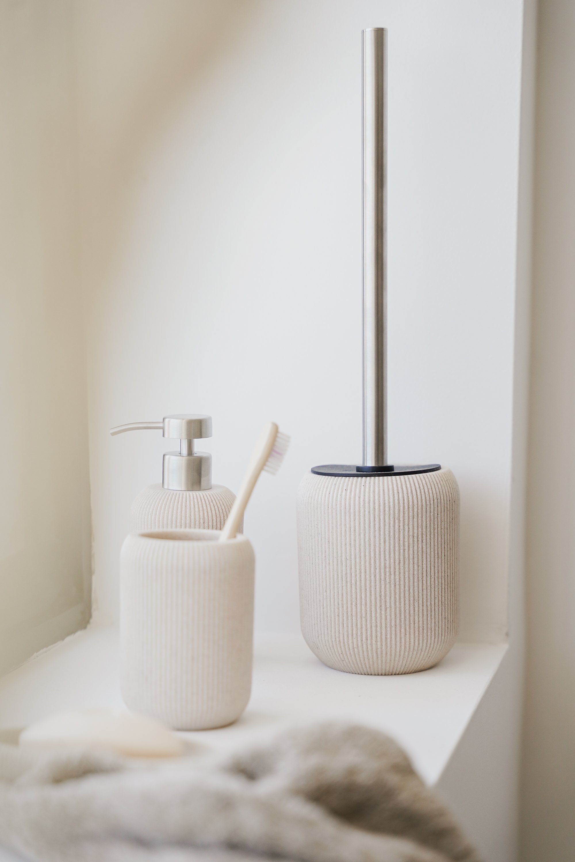 CEPILLO LIMPIA INODORO ATENAS SAND image number null