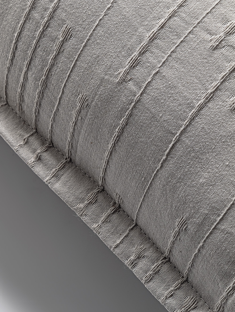 ALMOHADON SAMI 70 X 50 NIEBLA image number null