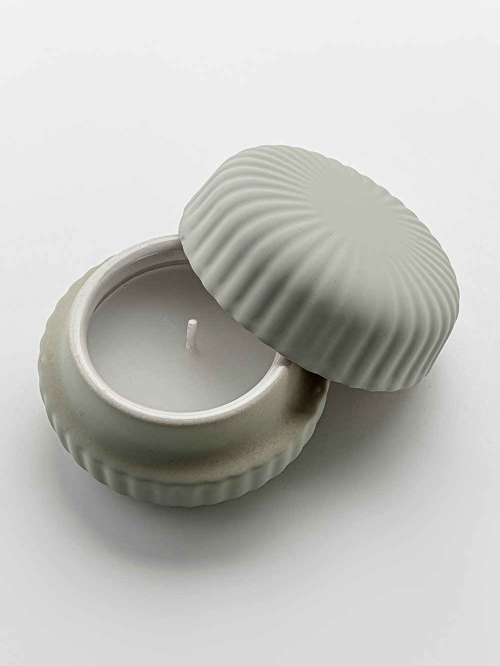 vela-aromatica-VELA-RORIZ-COCONUT-LIME-BELINHO-2.jpg image number null