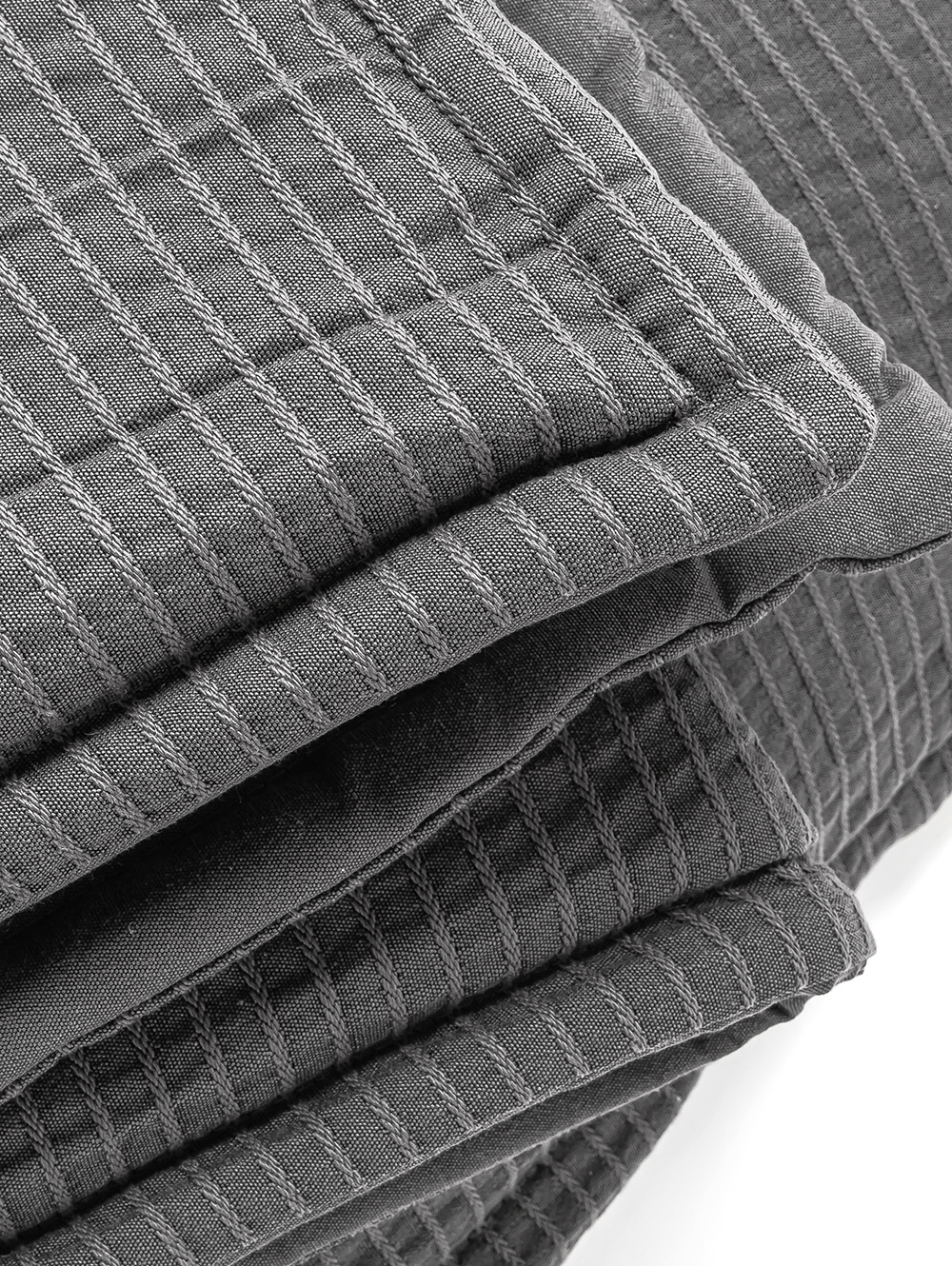 acolchado gris-ACOLCHADO STRONG SUPER KING 280 X 250 GRIS OSCURO-BLANC-4.jpg image number null