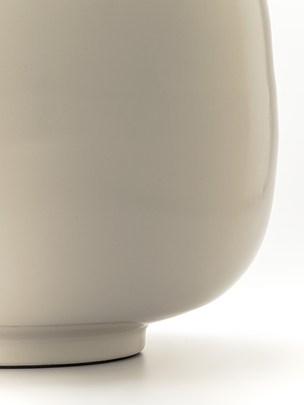florero moderno-FLORERO MODERN LARGE OFF WHITE-CODECO-4.jpg image number null